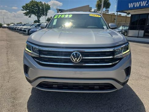 Used 2023 Volkswagen Atlas SE FWD image 2