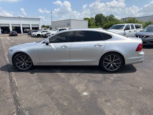 Used 2018 Volvo S90 T5 Momentum w/ Convenience Package image 6