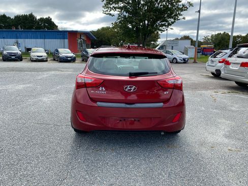 Used 2016 Hyundai Elantra GT w/ Option Group 02 image 8