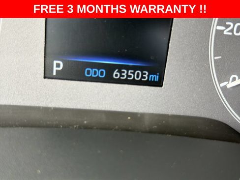 Used 2023 Toyota Corolla SE w/ Carpet Mat Package (TMS) FWD image 16