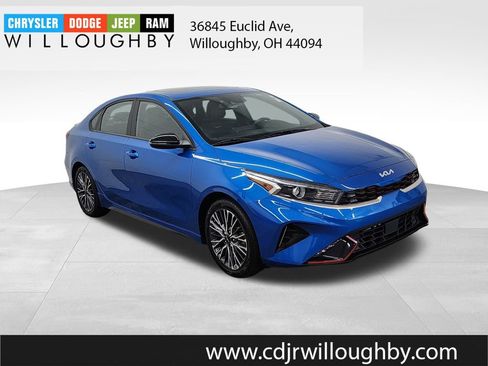 Used 2023 Kia Forte GT-Line w/ GT-Line Premium Package FWD image 3