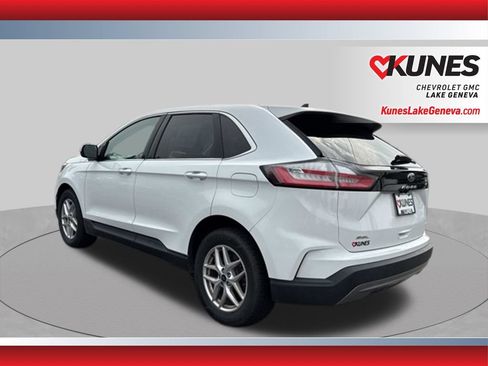 Used 2024 Ford Edge SEL AWD/4WD image 9