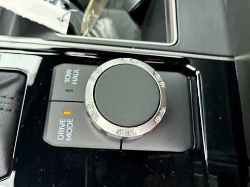 New 2026 Toyota Tundra Limited image 38