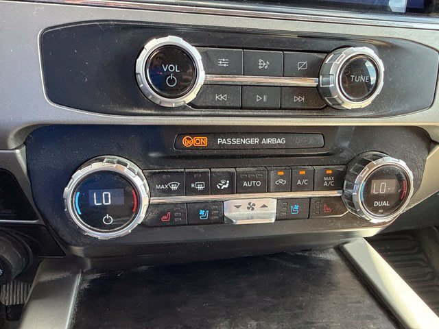 Used 2022 Ford F350 Lariat w/ Lariat Ultimate Package AWD/4WD image 26
