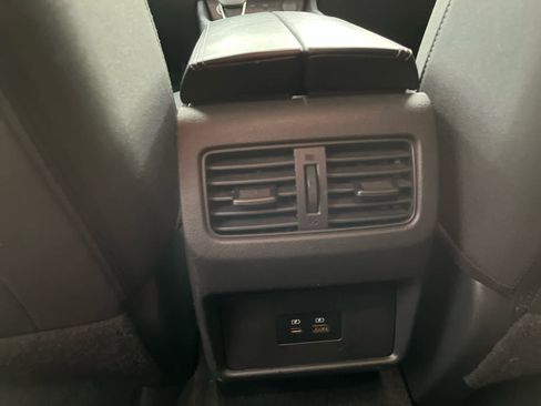 Used 2023 Nissan Rogue SV image 13