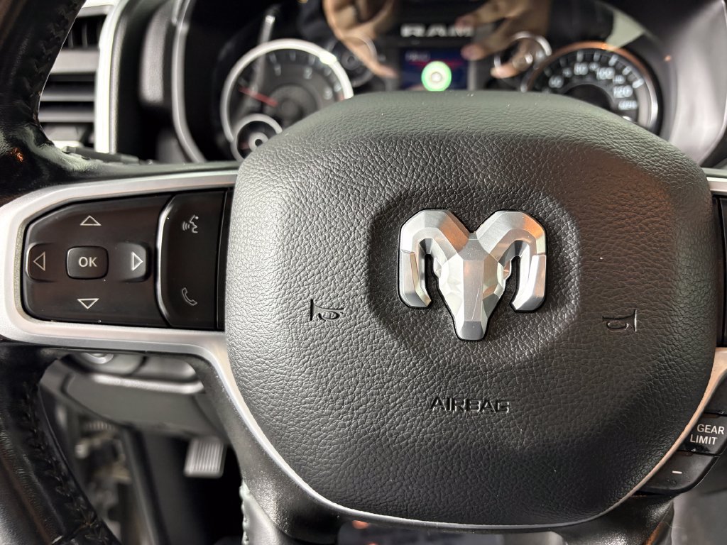 Used 2023 RAM 3500 Big Horn w/ Night Edition AWD/4WD image 23