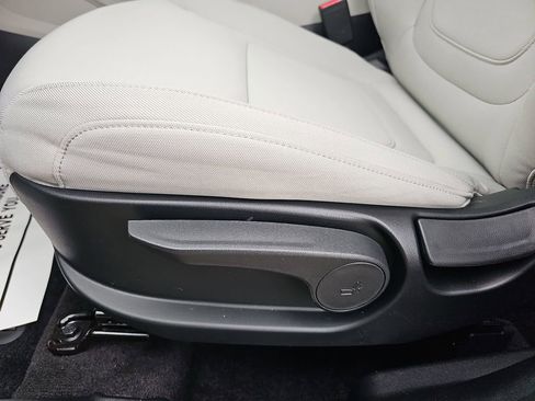 New 2026 Hyundai Tucson SE image 27