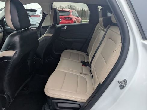 Used 2022 Ford Escape SEL FWD image 9