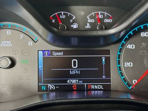 Used 2018 Chevrolet Colorado LT w/ LT Convenience Package RWD image 16