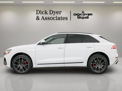 Used 2019 Audi Q8 Premium Plus w/ Premium Plus AWD/4WD image 15