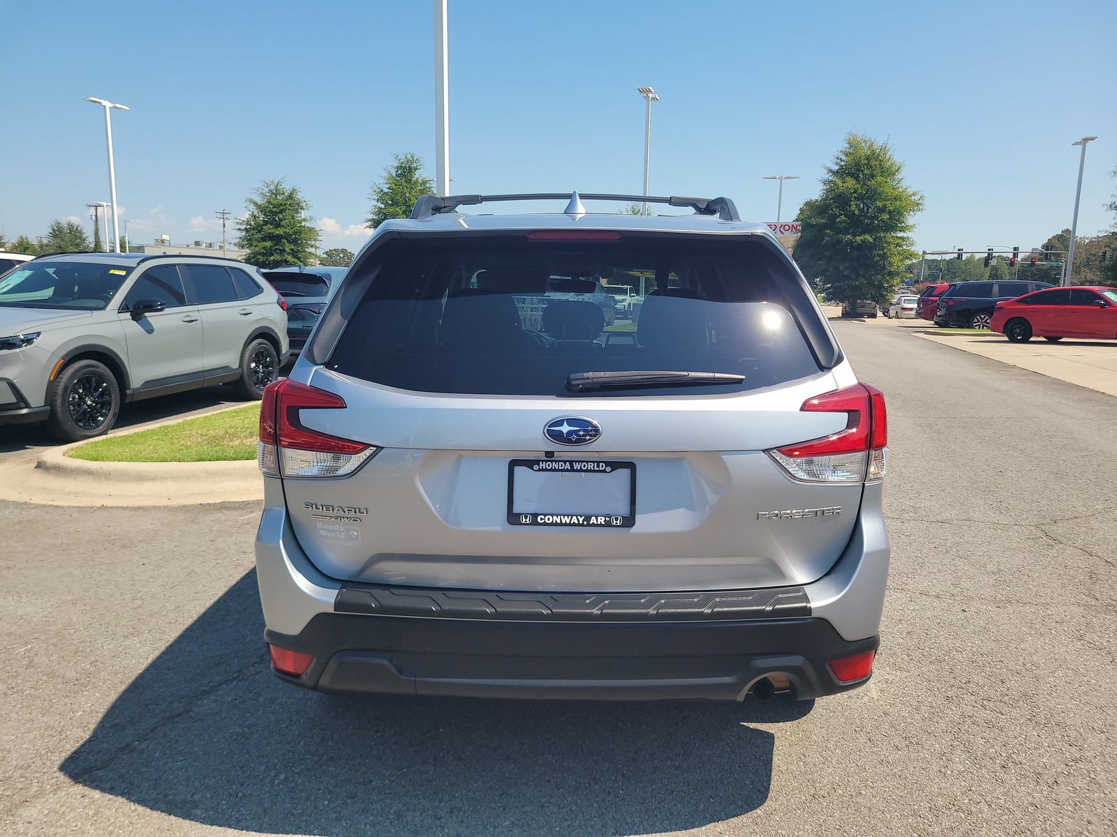Used 2021 Subaru Forester Premium AWD/4WD image 4