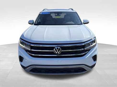 Used 2023 Volkswagen Atlas SE w/ Panoramic Sunroof Package FWD image 3