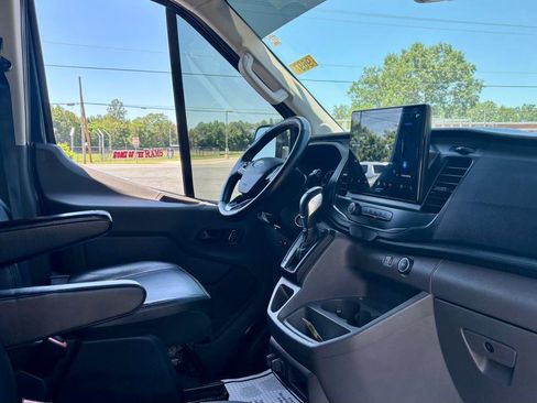 Used 2022 Ford Transit 350 148 High Roof Extended DRW AWD/4WD image 12