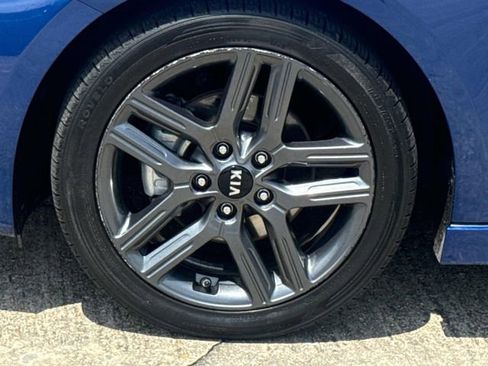 Used 2021 Kia Forte GT-Line w/ GT-Line Premium Package FWD image 5