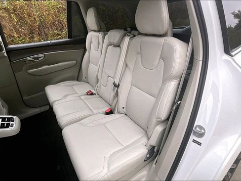 New 2026 Volvo XC90 B6 Ultra w/ Protection Package AWD/4WD image 29