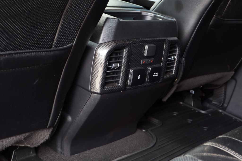 Used 2018 Ford F250 Lariat w/ Lariat Ultimate Package AWD/4WD image 28