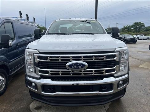 New 2025 Ford F550 2WD Regular Cab Super Duty image 2