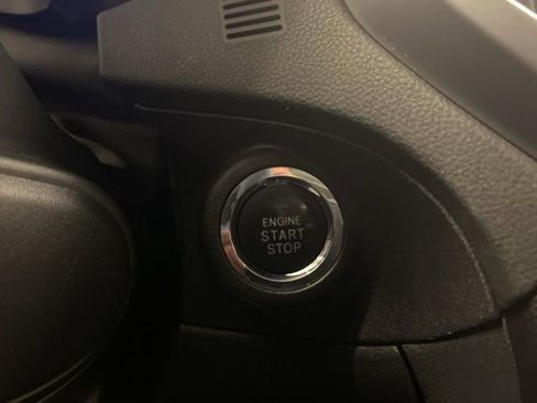 Used 2022 Subaru Ascent Touring image 16