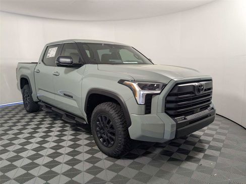 New 2026 Toyota Tundra SR5 image 3