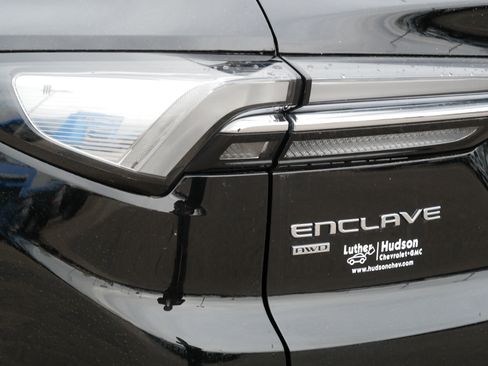 Certified 2025 Buick Enclave Avenir w/ Super Cruise Package AWD/4WD image 17