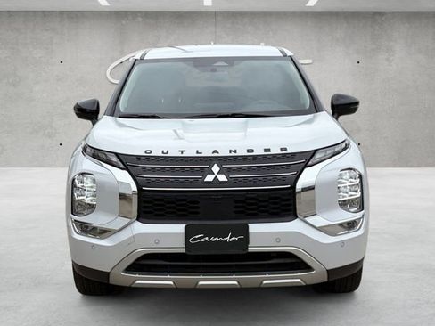 Used 2024 Mitsubishi Outlander SE image 18