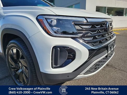 Used 2024 Volkswagen Atlas Cross Sport SE w/ Panoramic Sunroof Package AWD/4WD image 22