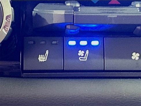 New 2026 Toyota Tundra Limited image 17