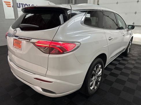 Used 2022 Buick Enclave Avenir w/ Avenir Technology Package image 9