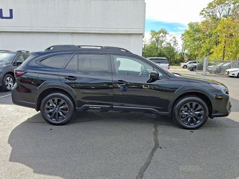 Certified 2025 Subaru Outback Onyx Edition XT image 7