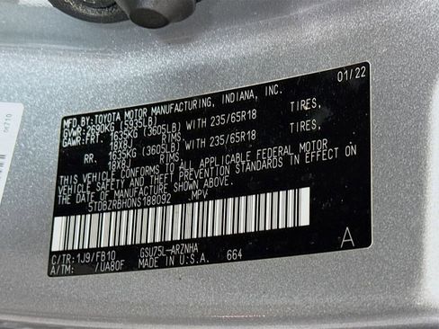 Used 2022 Toyota Highlander LE image 35