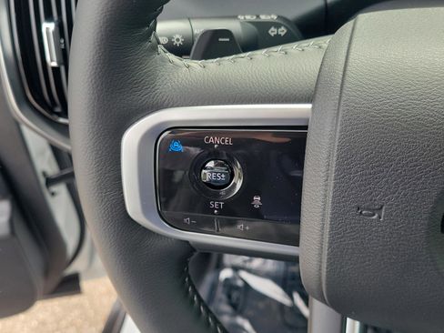 New 2026 Nissan Armada SV image 27