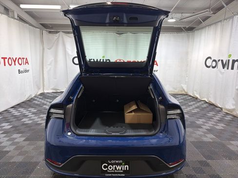 Used 2026 Toyota Prius Plug-In Hybrid image 16