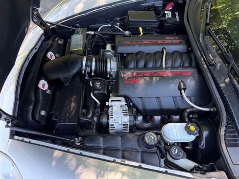 Used 2005 Chevrolet Corvette Convertible w/ Preferred Equipment Group RWD image 70