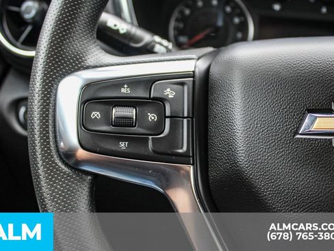 Used 2025 Chevrolet Blazer LT FWD image 25