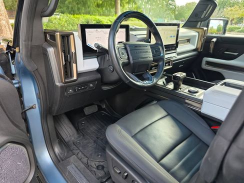 Used 2024 GMC Hummer EV 3X w/ Omega Edition AWD/4WD image 11