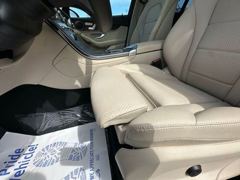 Certified 2022 Mercedes-Benz GLC 300 4MATIC image 18