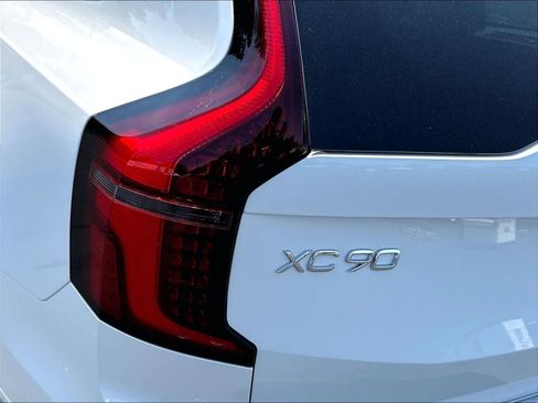 New 2026 Volvo XC90 T8 Ultra w/ Protection Package AWD/4WD image 25