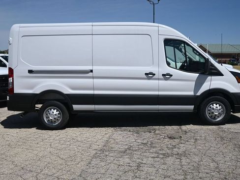 New 2026 Ford Transit 250 148 Medium Roof Extended AWD w/ Load Area Protection Package image 3