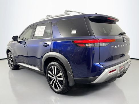 Used 2025 Nissan Pathfinder Platinum AWD/4WD image 7