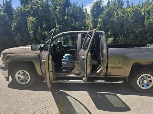 Used 2015 Chevrolet Silverado 1500 LS w/ Trailering Package image 12