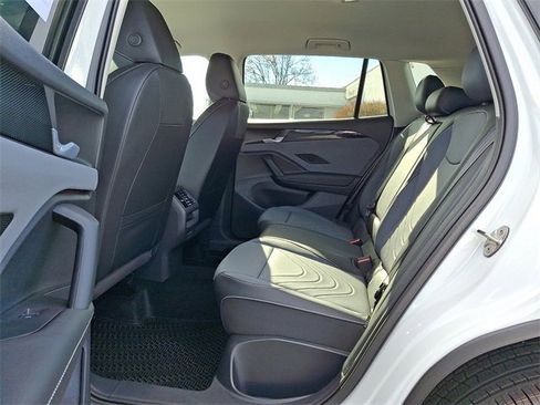 New 2026 Volkswagen Tiguan SE image 5