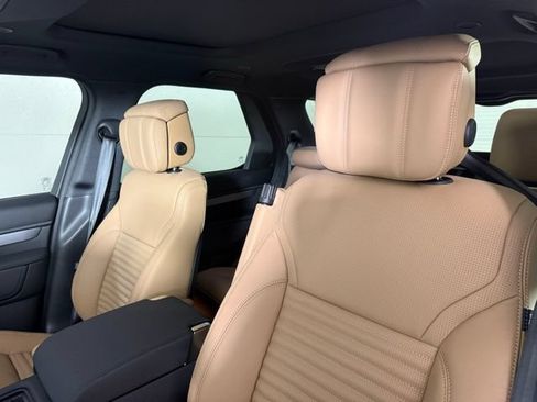 New 2026 Land Rover Discovery Limited Edition AWD/4WD image 5