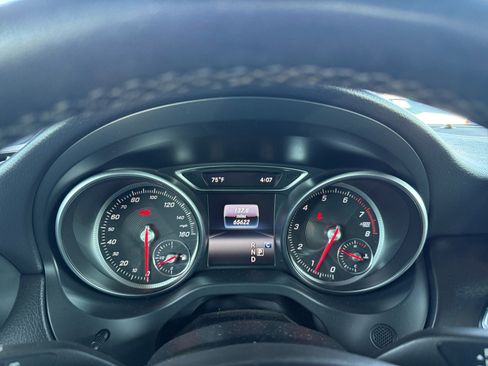 Used 2019 Mercedes-Benz GLA 250 4MATIC image 18