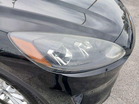 Used 2021 Ford Escape SE image 21