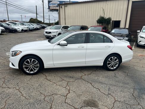 Used 2016 Mercedes-Benz C 300 4MATIC Sedan image 7