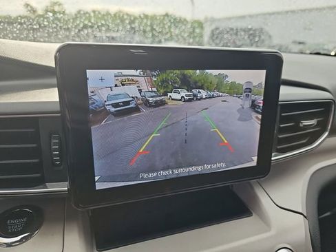 Certified 2023 Ford Explorer XLT w/ Equipment Group 202A RWD image 30