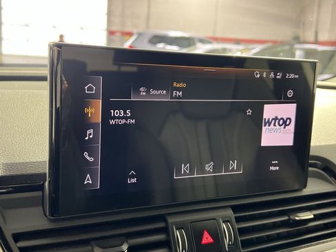 Used 2024 Audi Q5 2.0T Premium Plus image 18