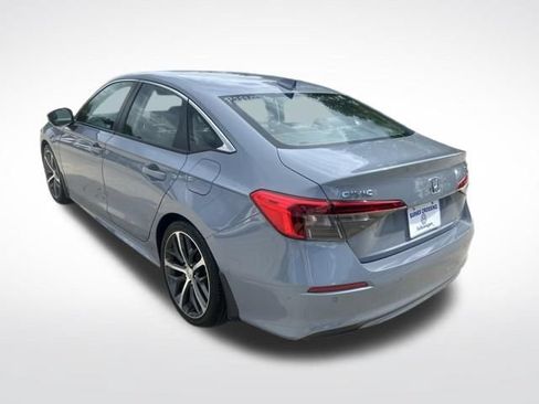 Used 2024 Honda Civic Touring image 5