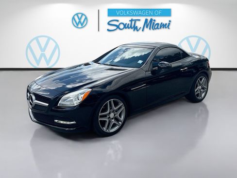 Used 2013 Mercedes-Benz SLK 250 image 3
