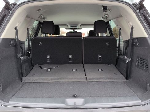 New 2025 Nissan Pathfinder SV image 17